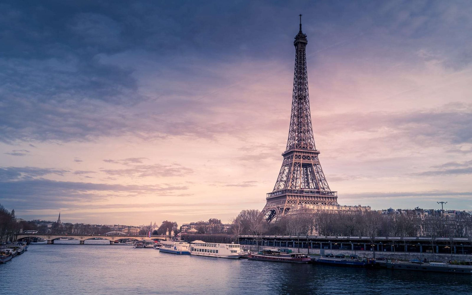 Best places to visit in Paris, France