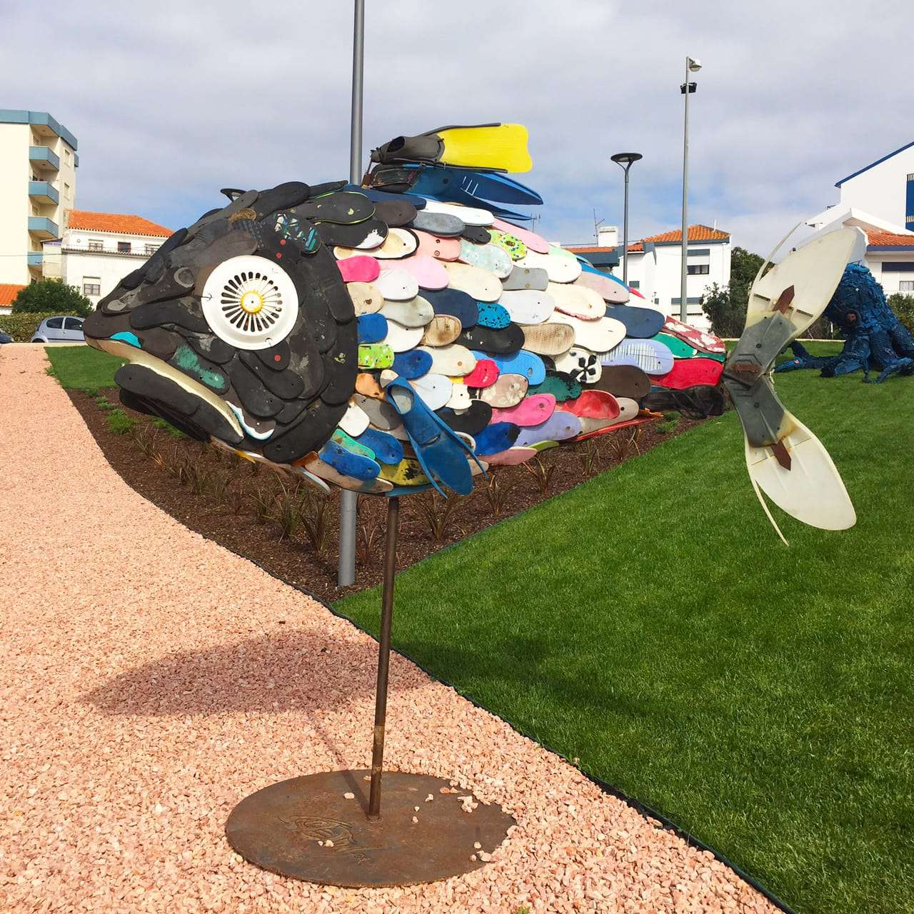 SKELETON SEA — ART FROM THE SEA - Marlene On The Move