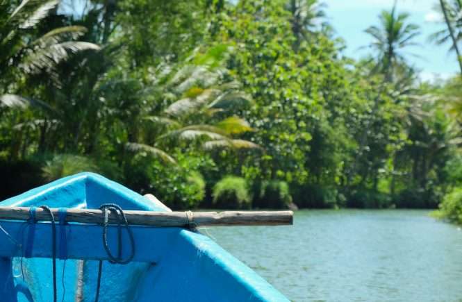 AVENTURA PELO RIO EM WATU KARUNG