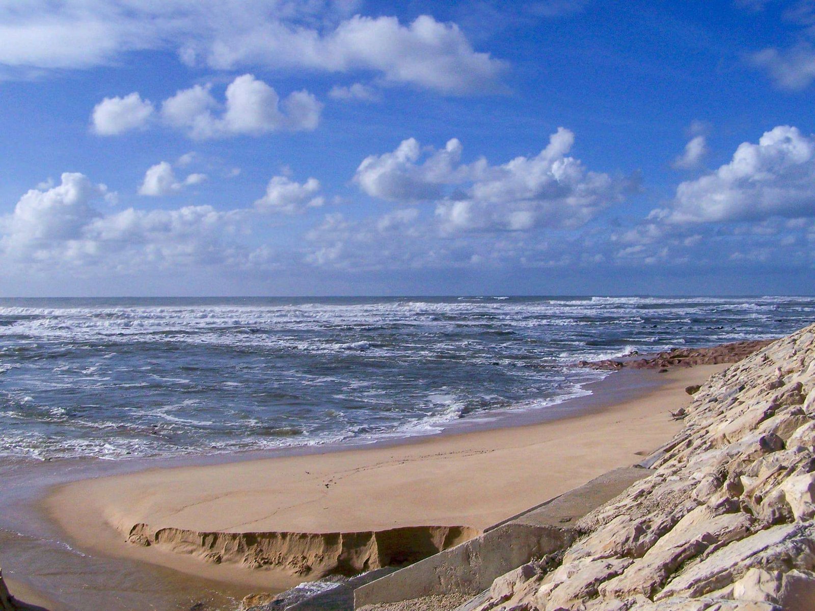 Praia de Buarcos Beach