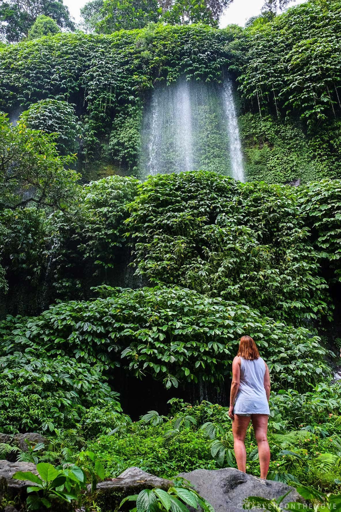 cascata em Lombok waterfall