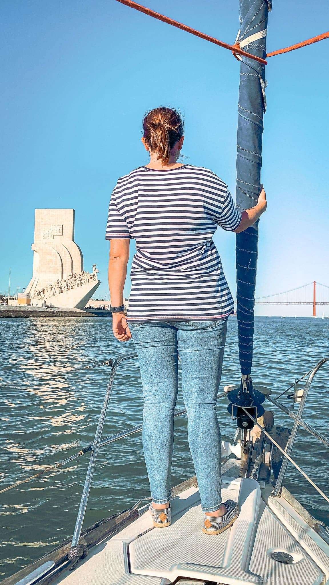 Na poa do barco Tagus Cruises - On the bow of the boat