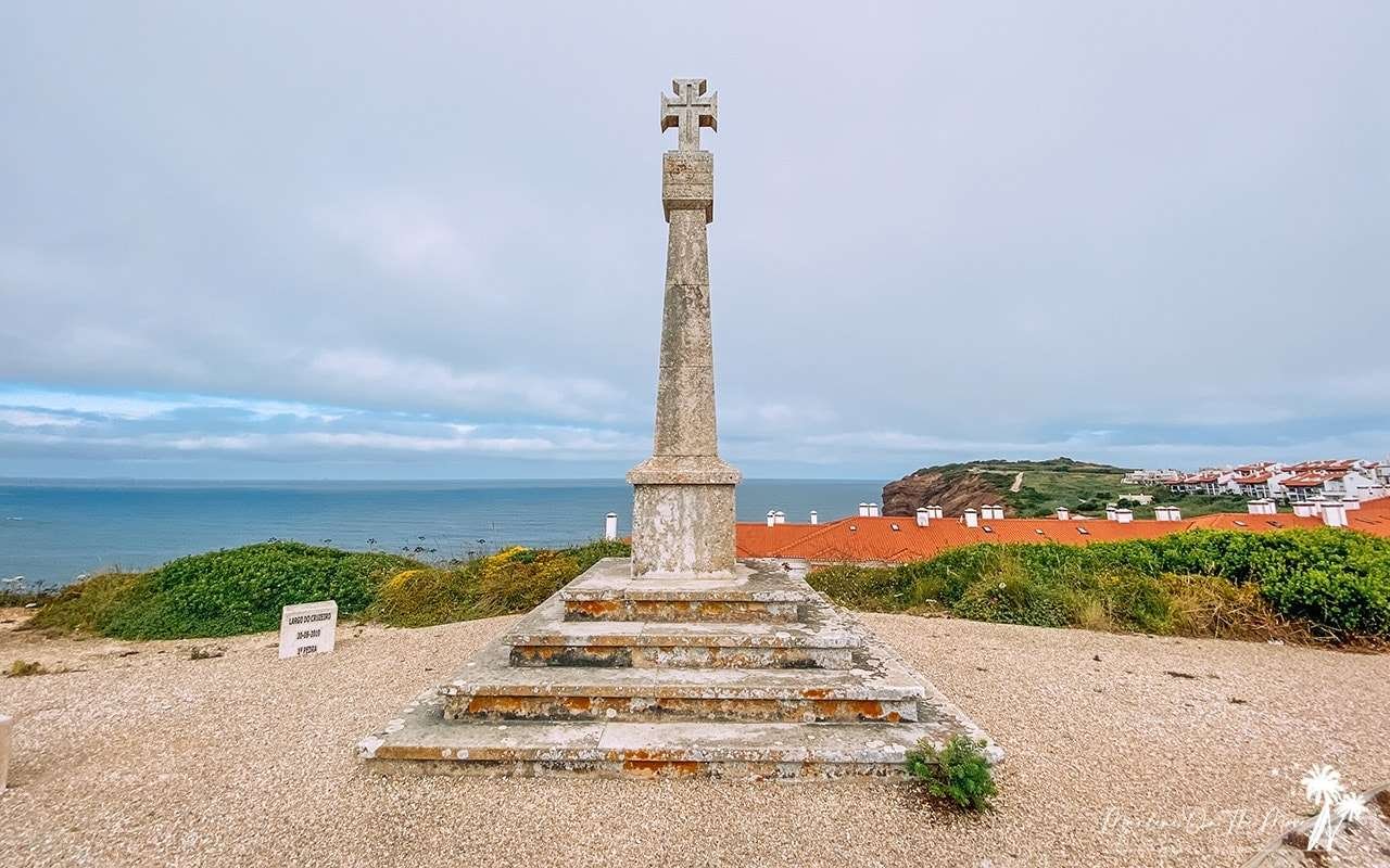 Cruzeiro de São Martinho do Porto Portugal