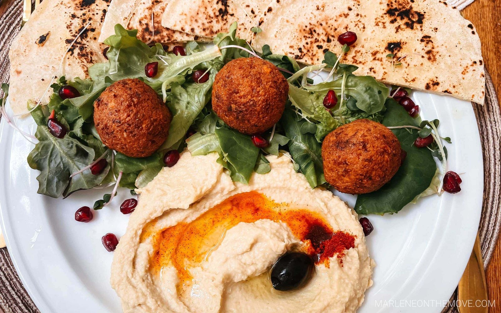 Veggie plate no restaurante The Sandbar