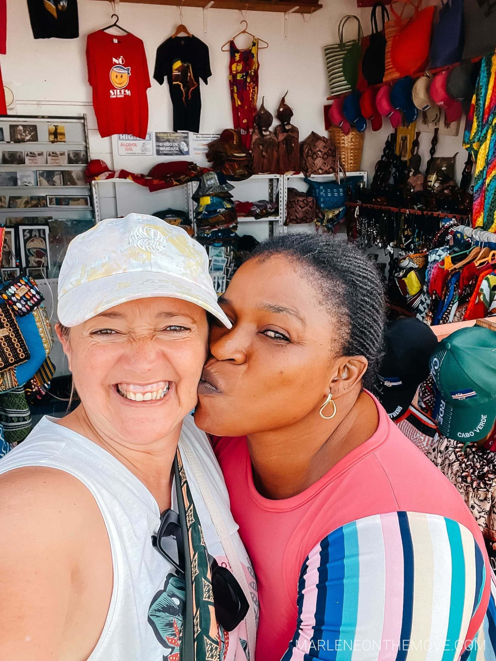 Vendedora da Ilha do Sal - Saleswoman from Cape Verde