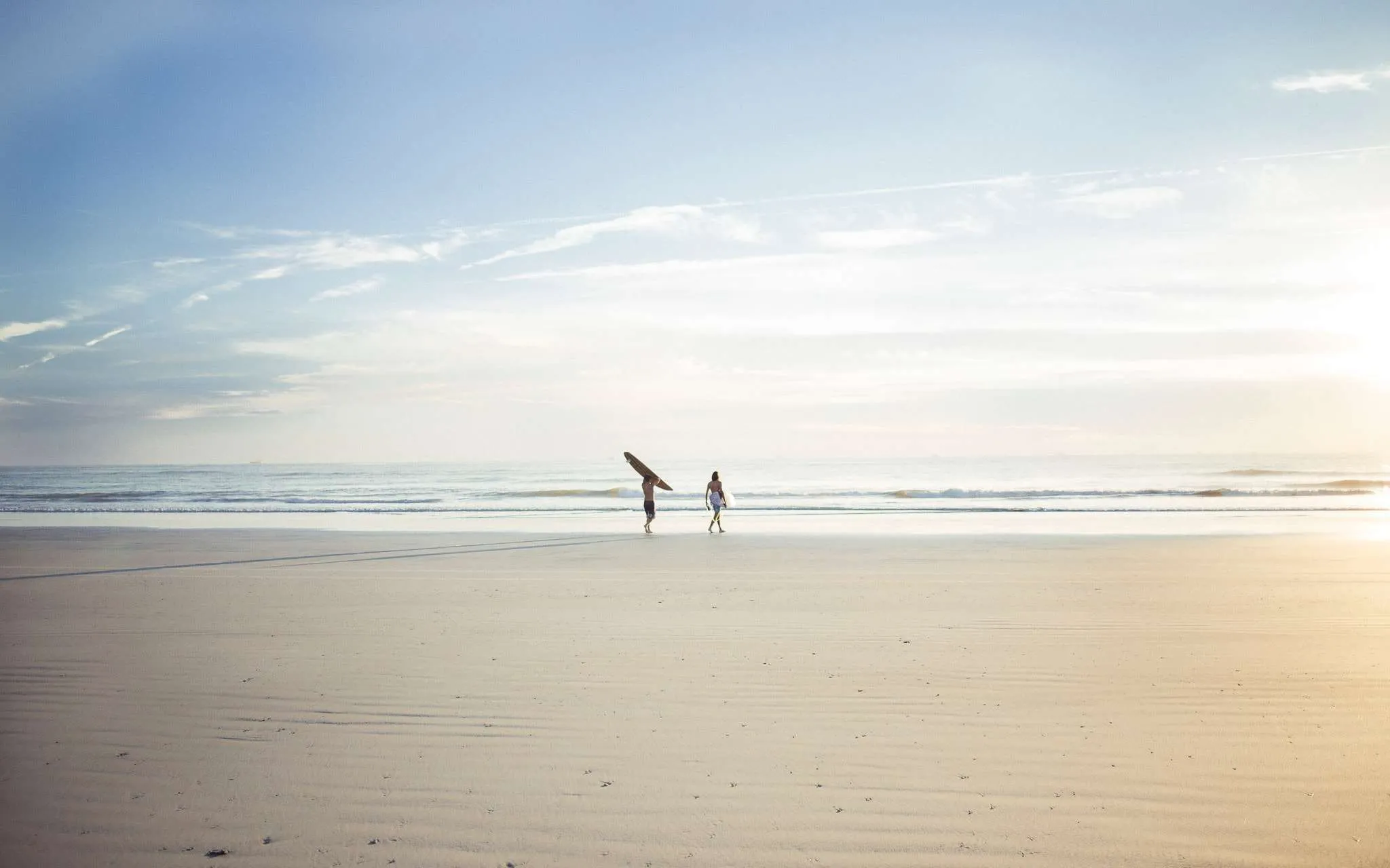 The best surf destinations for beginner surfers