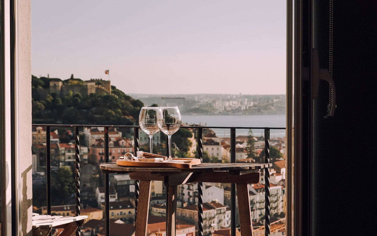 Exploring Lisbon: 27 Best Things To Do for First-Time Visitors