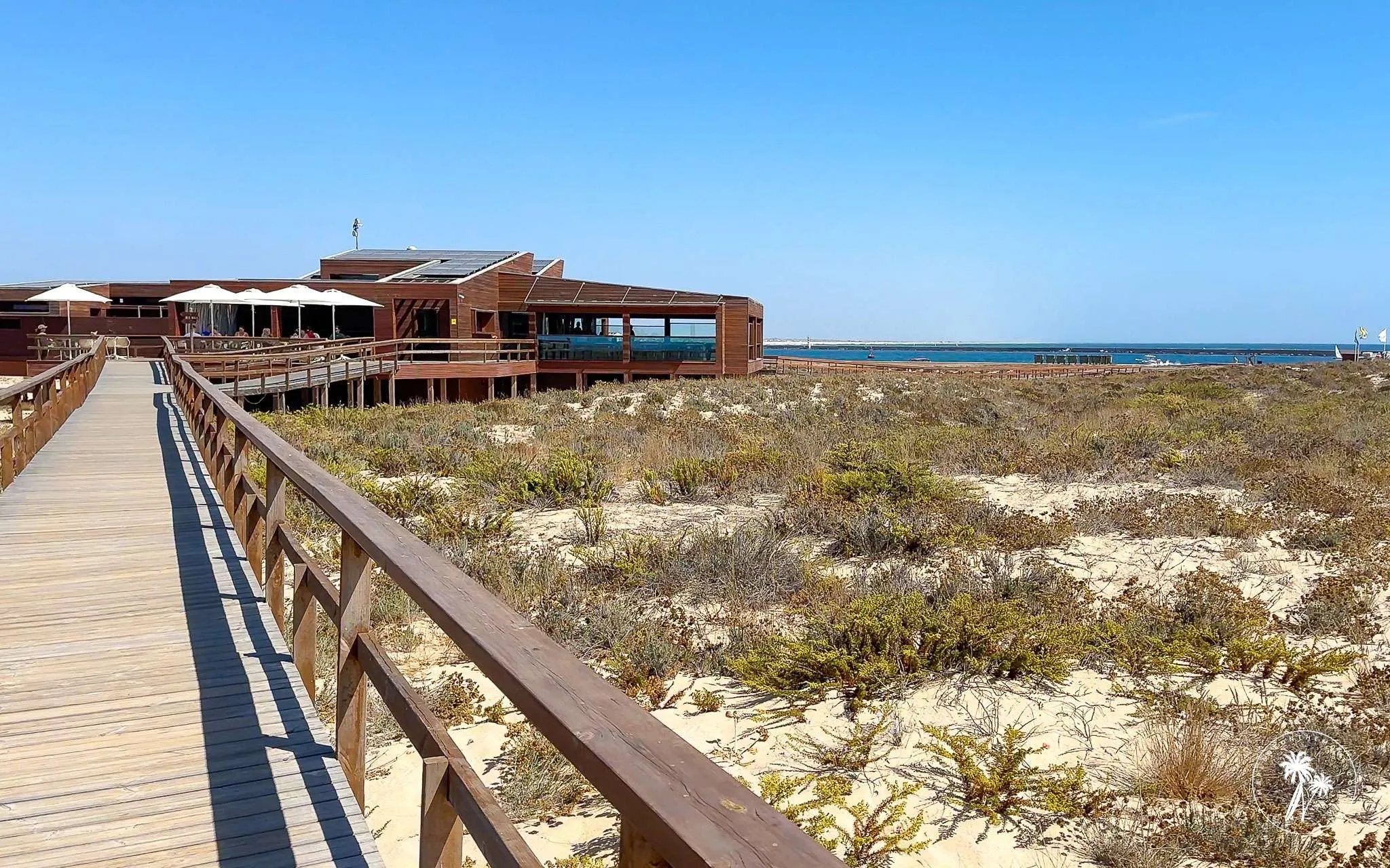 Estaminé restaurant in Ilha da Deserta, Faro, Algarve