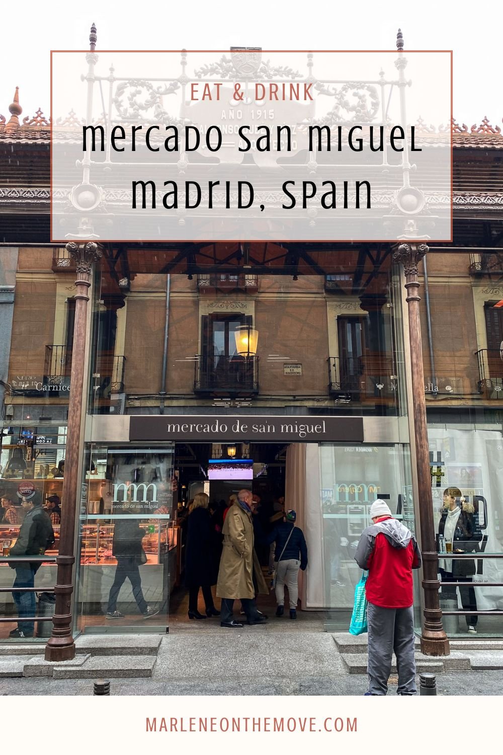Visiting Mercado de San Miguel in Madrid, Spain? This guide covers what to eat, best time to visit, prices, tapas tips and how to experience this iconic Madrid food market like a local. From Manchego and Iberian ham to sangria at sunset, here’s how to make the most of your visit.