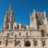 A Catedral de Burgos é o palco central da Semana Santa em Burgos, em Espanha.