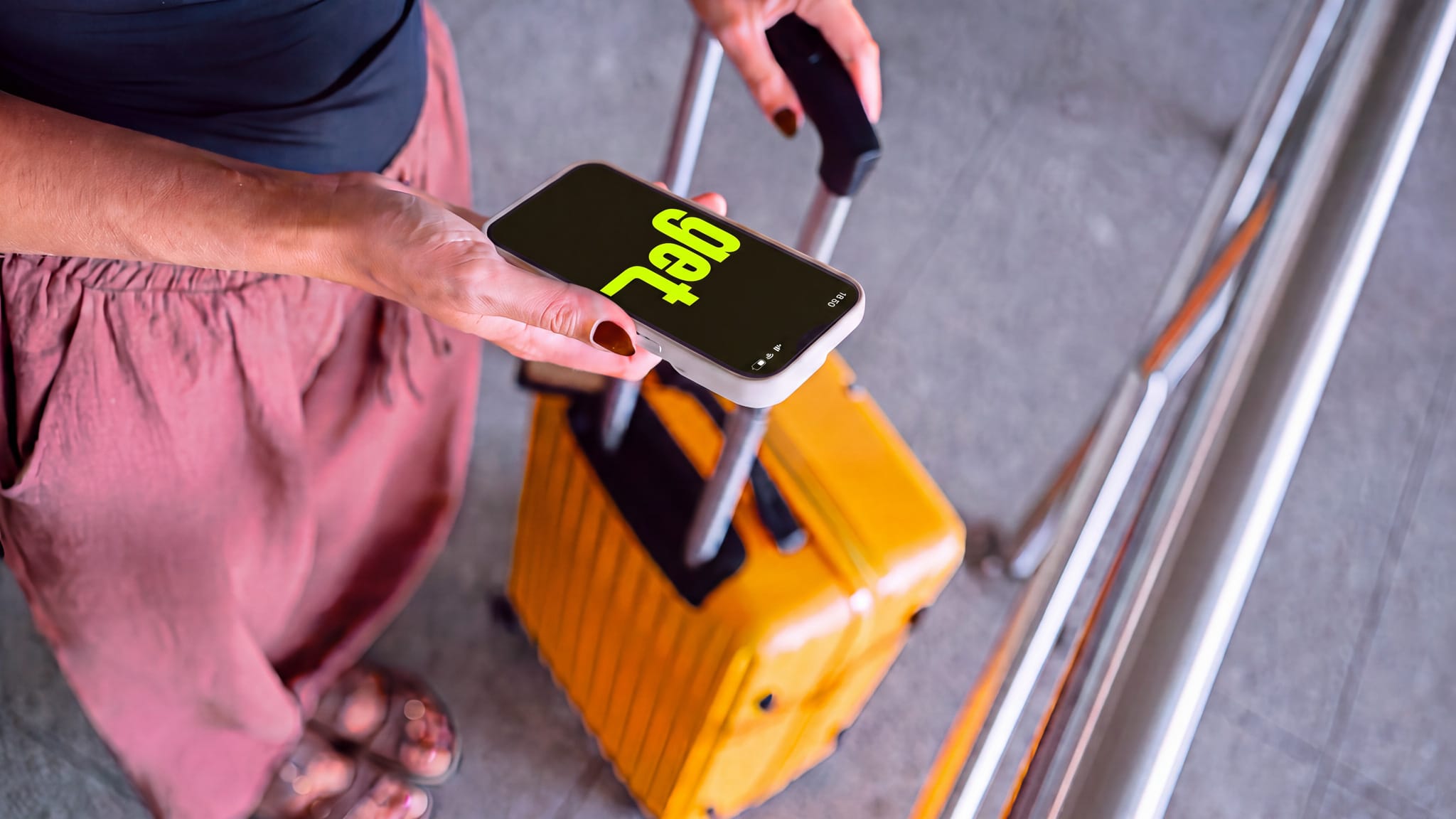 How an eSIM works (and how to get data without roaming bills)